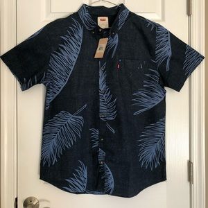 Men’s Levi’s XL shirt sleeves Hawaiian shirt - NWT